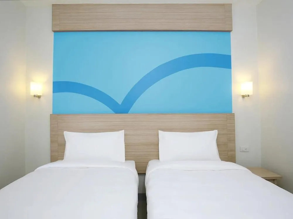 Hop Inn Hotel Makati Avenue Manila Makati City