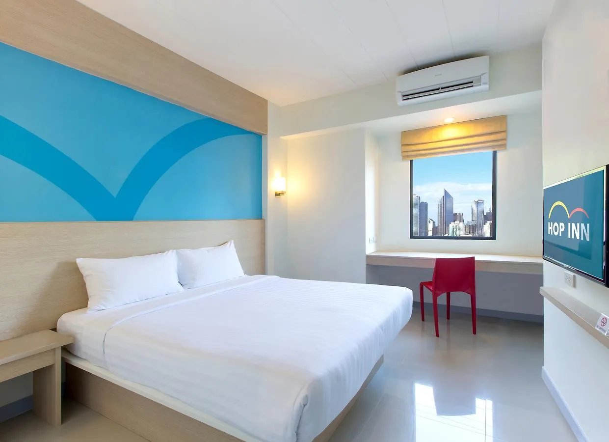 ***  Hop Inn Hotel Makati Avenue Manila Makati City Filippine
